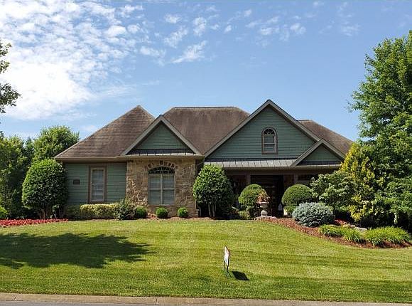 1st image of 2364 Crescent Lake Dr