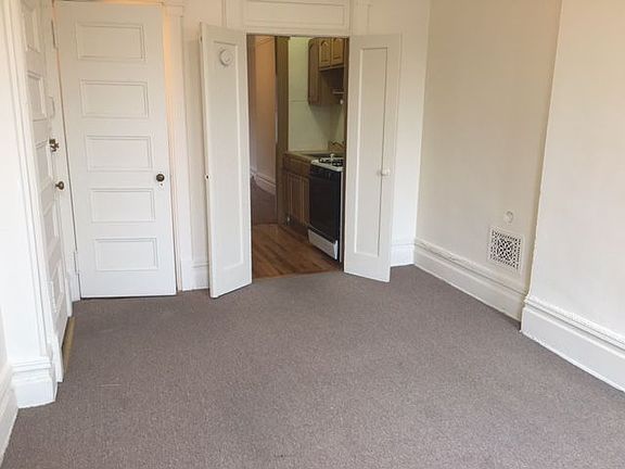 4th image of 285 Park Pl #2