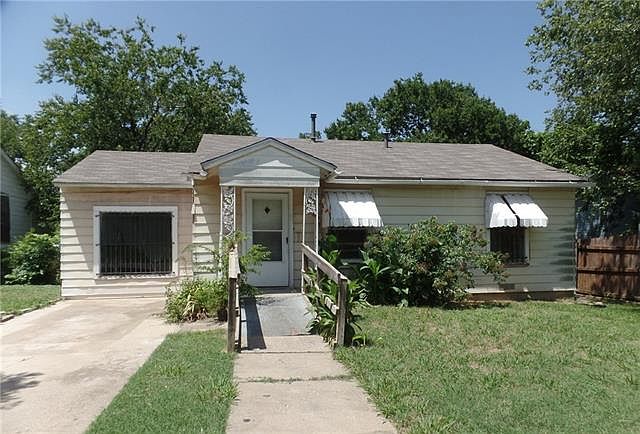 1st image of 1305 E Jessamine St