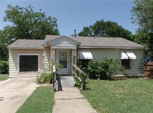 1305 E Jessamine St, Fort Worth, TX 76104