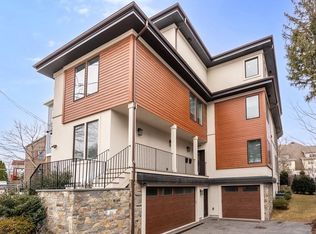 805 Heath St #2, Brookline, MA 02467