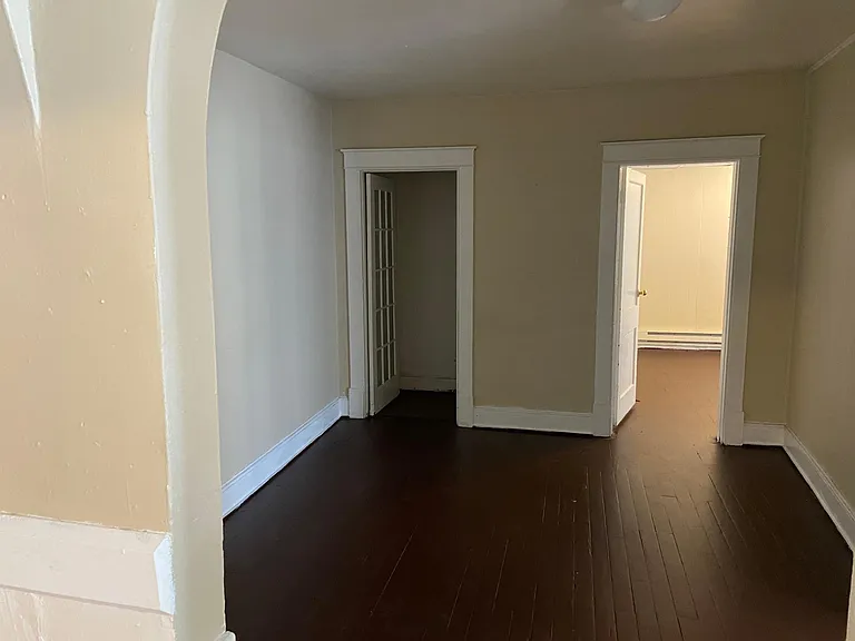 722 E Main St #2E — Photo 1