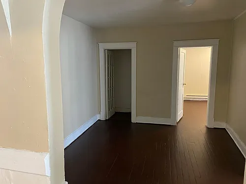 722 E Main St #2E Photo 1