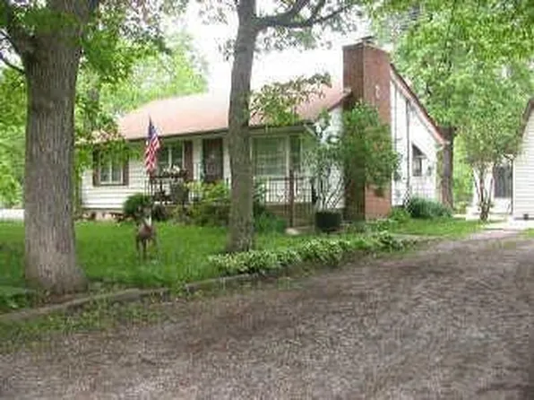 12816 Magoun St, Cedar Lake, IN 46303