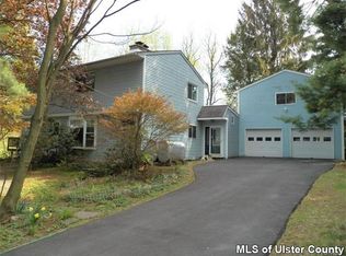 55 Lyons Ln, Milton, NY 12547