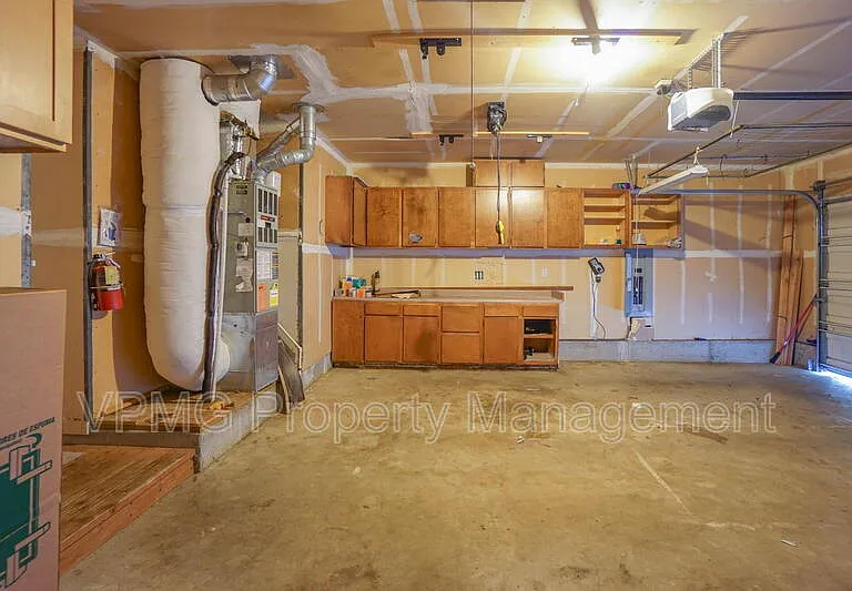 16404 NE 67th St — Photo 34
