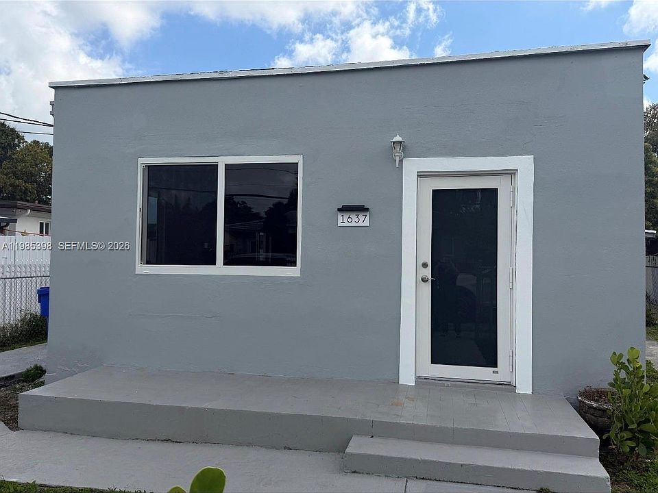 1st image of 1637 NW 31st Ave