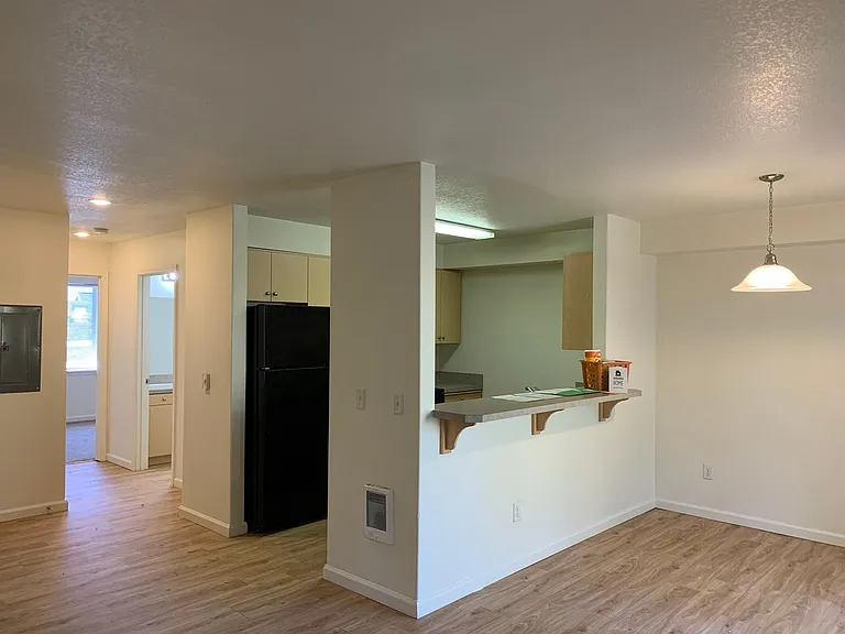Falcon Ridge Apartments — Photo 3