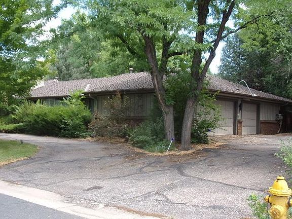4th image of 5380 Sanford Cir E