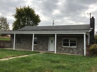699 Hobbs Rd, Harned, KY 40144