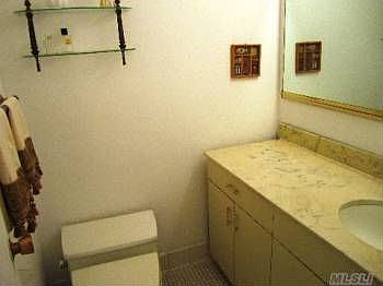 2nd image of 1 Kensington Gate APT 304