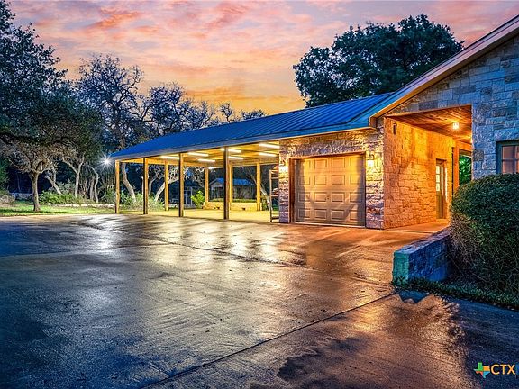 3rd image of 377 Buffalo Springs Rd