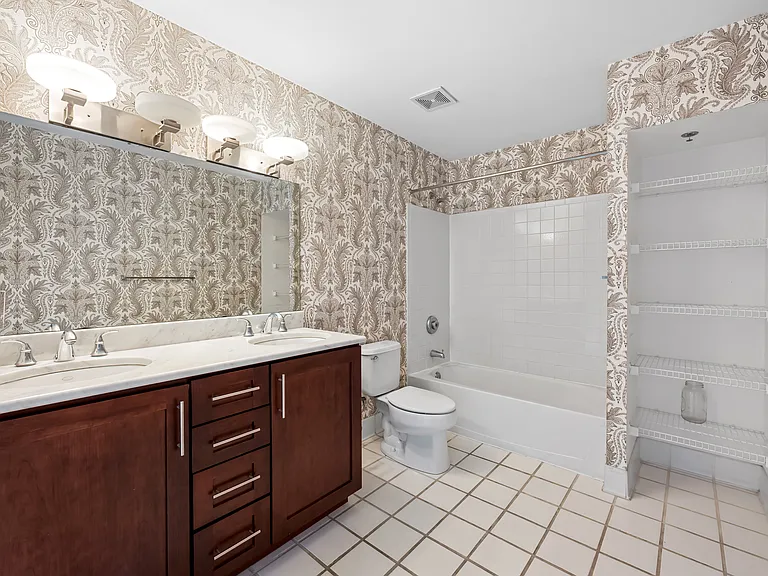 2702 Lighthouse Point E #738 — Photo 16