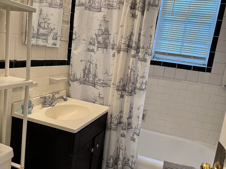 285 Harvard St #110 — Photo 11