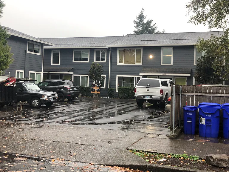 Taggart Apartments — Photo 17