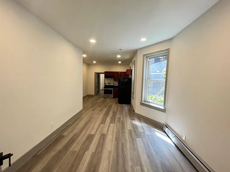 93 Bostwick Ave #29E — Photo 2