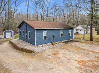 652 N 22nd Ave, Mears, MI 49436