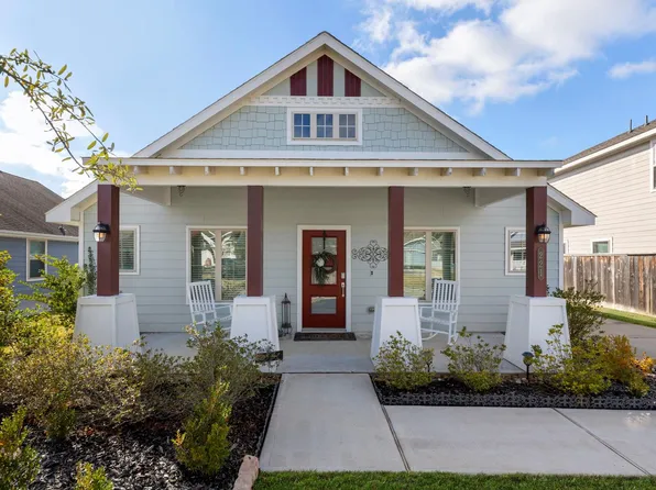 221 N Lynx Trl, Montgomery, TX 77316