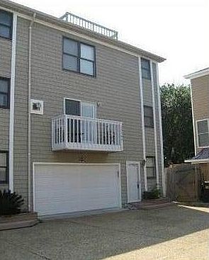 1st image of 2300 Merry Oaks Ct