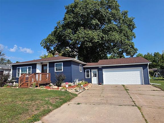 2nd image of 807 Augusta Street