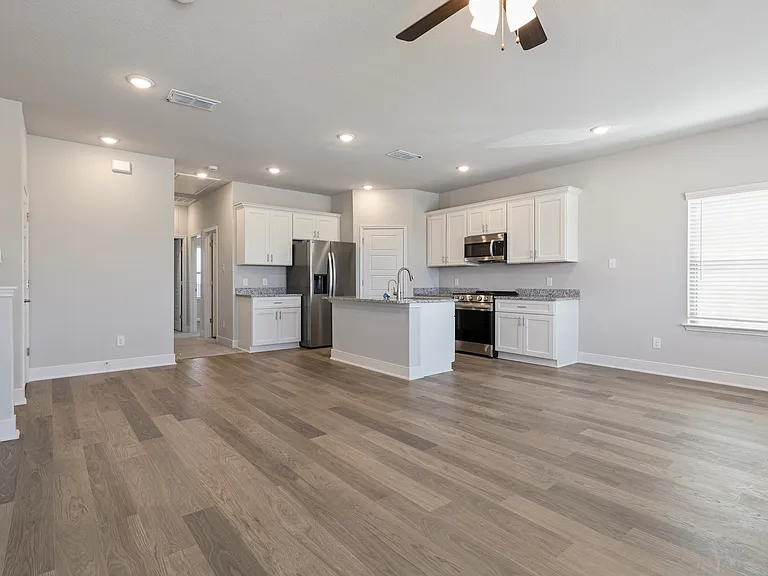 7126 Magnolia Vlg #201 — Photo 10
