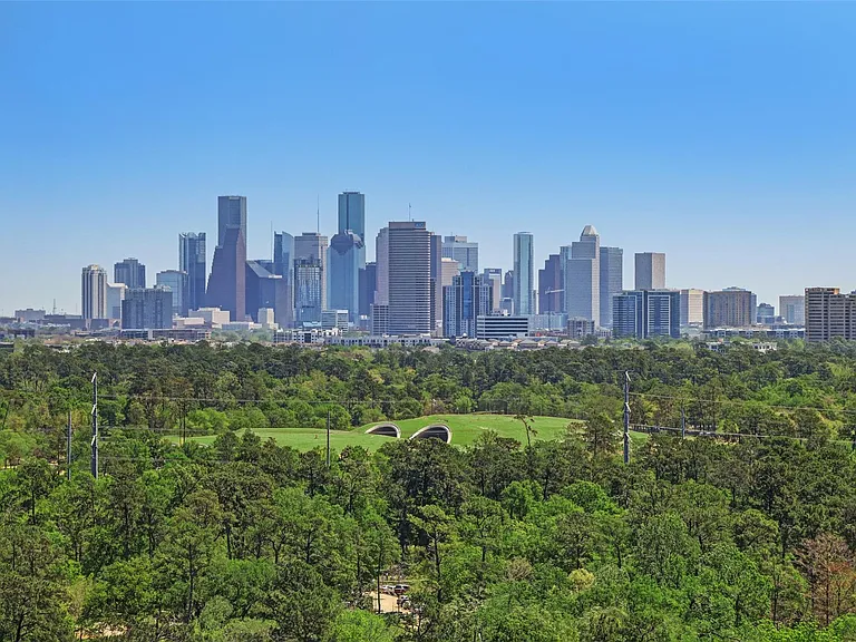 121 N Post Oak Ln #706 — Photo 34