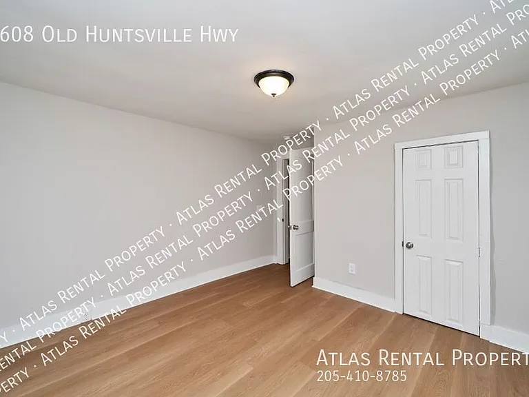 1608 Old Huntsville Hwy NW — Photo 9