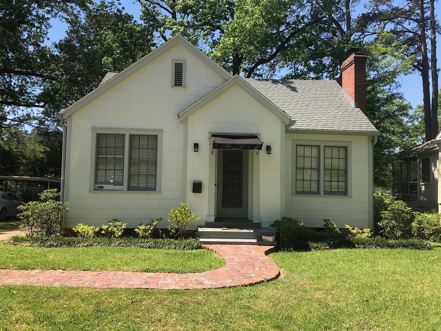 1815 Howard St, Jackson, MS 39202 | Zillow