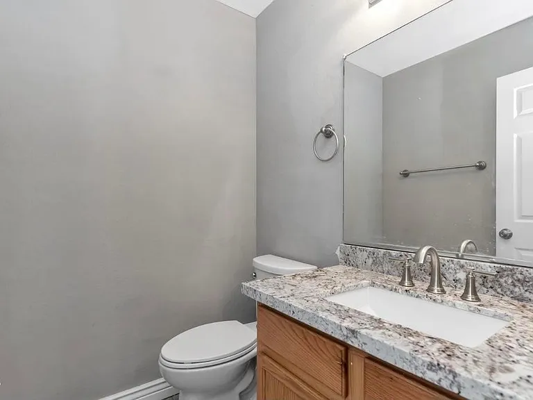 23949 W Hadley St — Photo 11