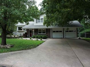 2833 Nevada St, Manhattan, KS 66502