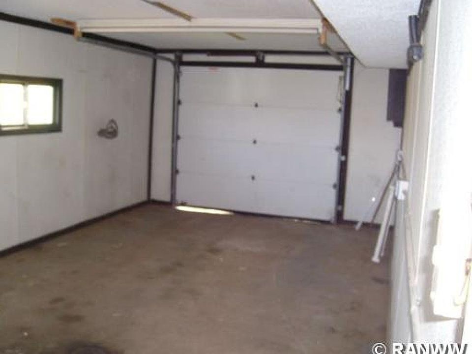 2nd image of 2127 S Prairie View Rd