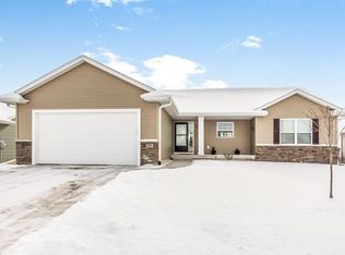 191 Bent Creek Dr, Marion, IA 52302
