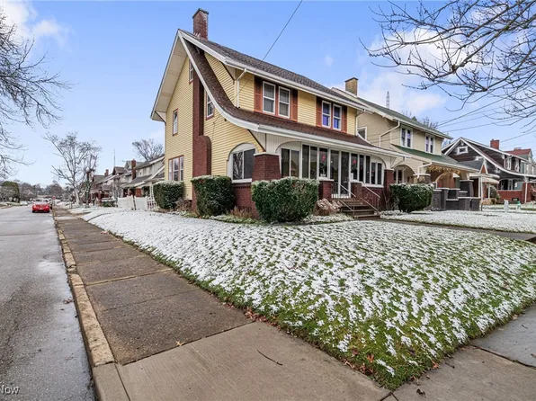 922 Clarendon Ave NW, Canton, OH 44708
