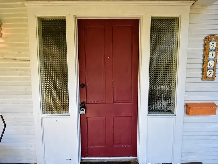 5907 C St — Photo 8