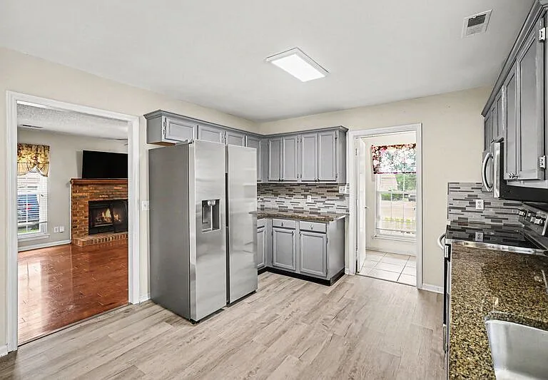 7601 Swedish Ivy Ln — Photo 11