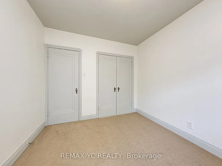 425 Broadway Ave — Photo 19