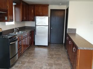 104 9th St SW, Puyallup, WA 98371
