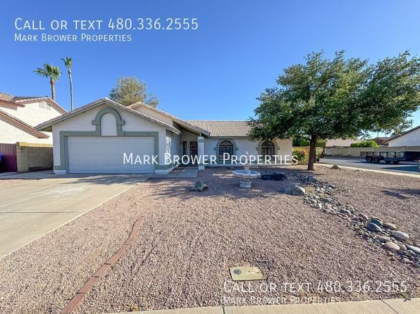 449 E Meadows Ln