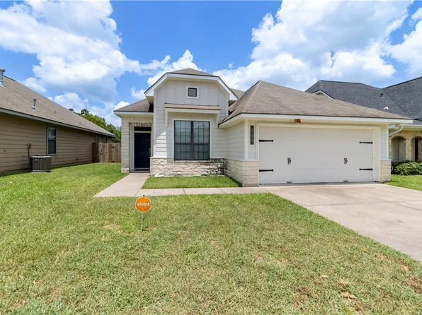 209 Fieldstone Pl, College Station, TX 77845