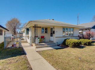 5767 N 96th St, Milwaukee, WI 53225