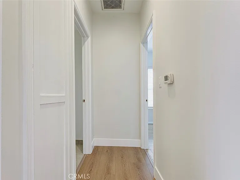 1333 Western Ave — Photo 14