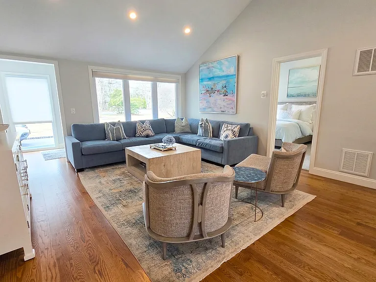 13 Beachland Ave — Photo 23