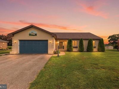 2884 Sunset Dr, Dallastown, PA, 17313