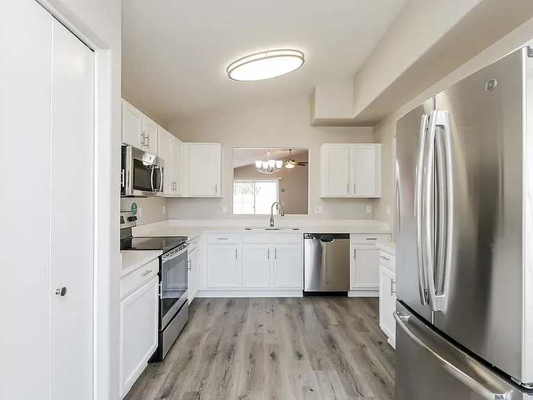 94 W Gail Dr — Photo 7