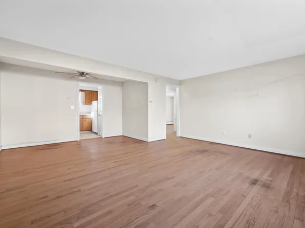 73 Charter Oak St, Manchester, CT