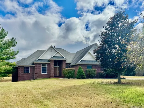 4111 Hosner Rd, Metamora, MI 48455