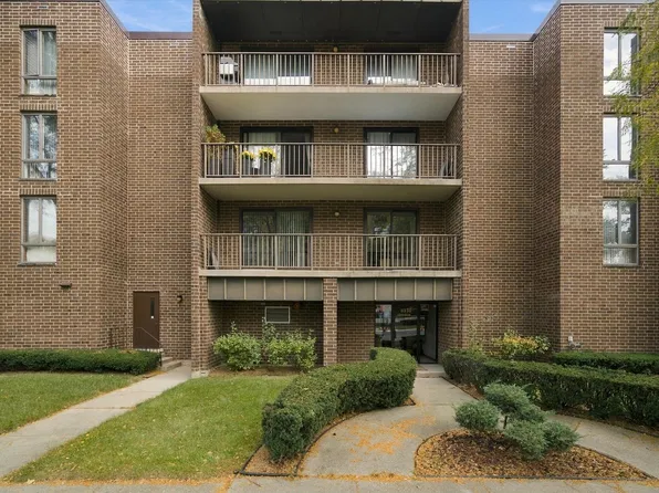 8350 W Addison St APT 106, Chicago, IL 60634