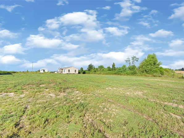 2228 Road 5836, Cleveland, TX 77327