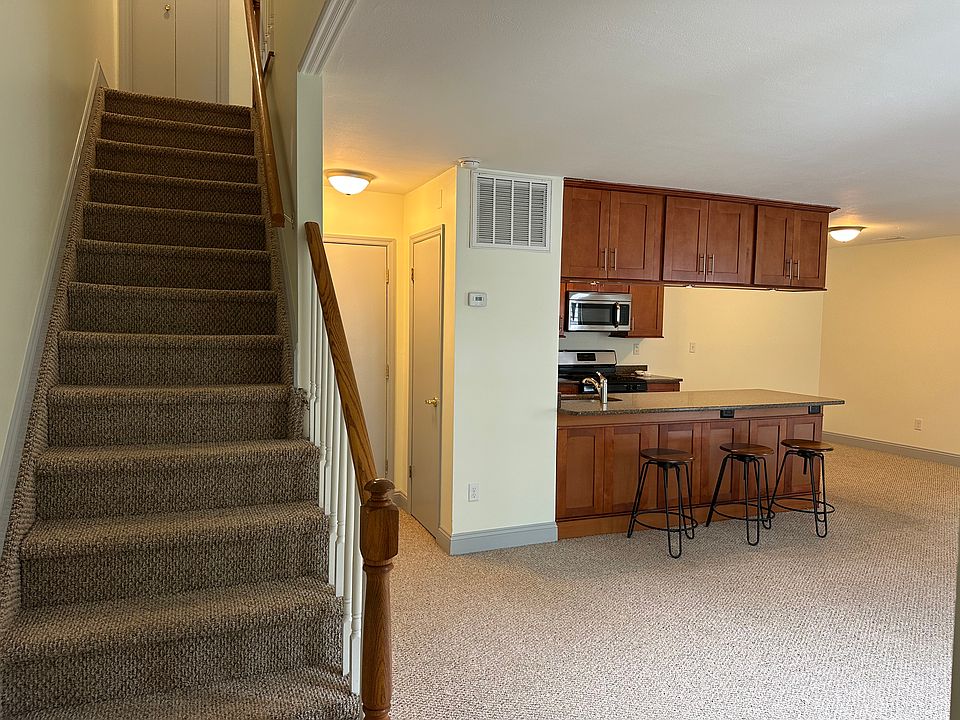 2nd image of 30 Homestead Village Dr