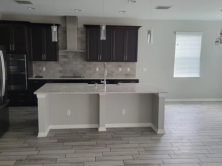Kitchen / Family room